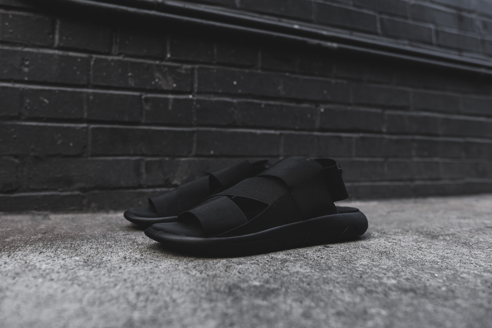 qasa sandal